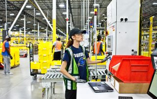Robot Workers Share Floorspace With Humans at Amazon's Warehouses