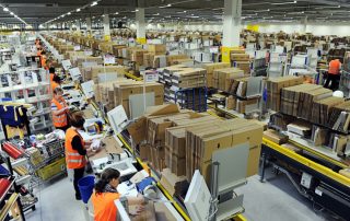 Amazon Uses AI to Fire Warehouse Workers